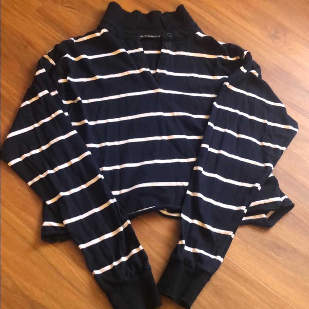 Brandy Melville shirt